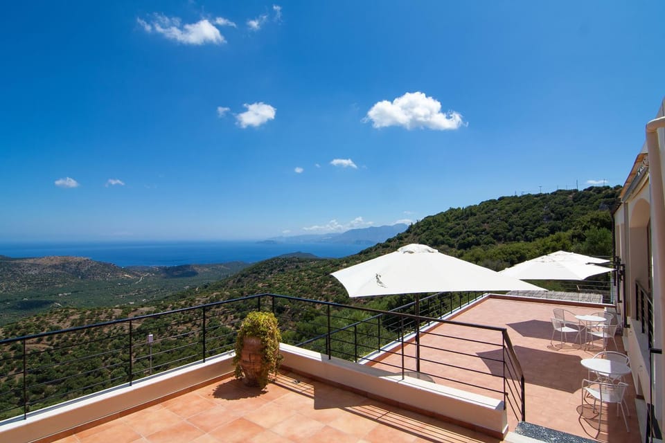 Property building, Natural landscape, View (from property/room), Balcony/Terrace, Mountain view, Sea view, Internal: Not applicable to any particular room