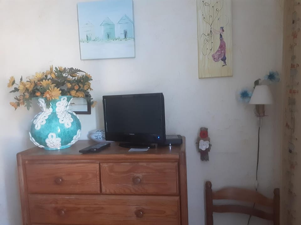 Relais du Cap romain Bed and Breakfast in Normandy