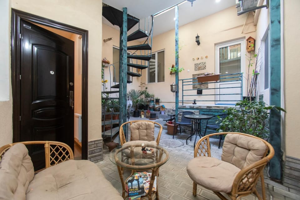 Patio, Seating area