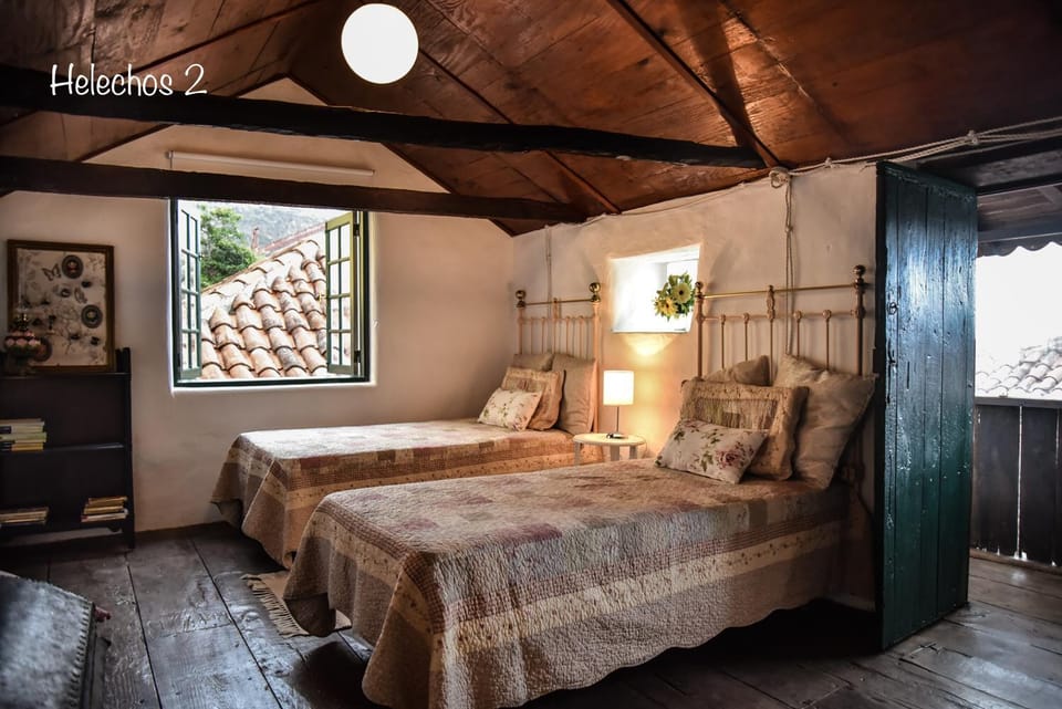 Restaurant/places to eat, Bed, Activities, BBQ facilities, View (from property/room), Balcony/Terrace, Animals, Bedroom, Pets, Area and facilities, Location, Inner courtyard view, furniture, heating, internet, oven, pet friendly, storage, towels, wardrobe, washing machine