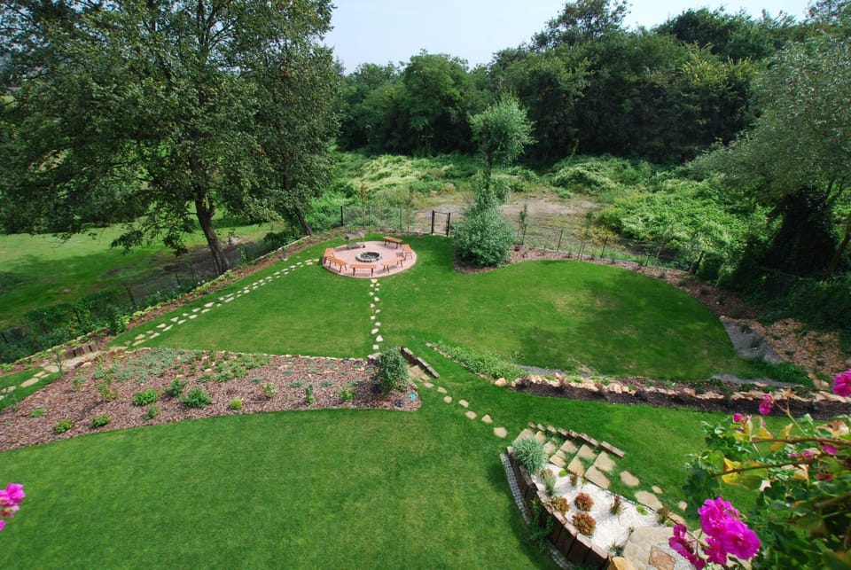 BBQ facilities, Garden view