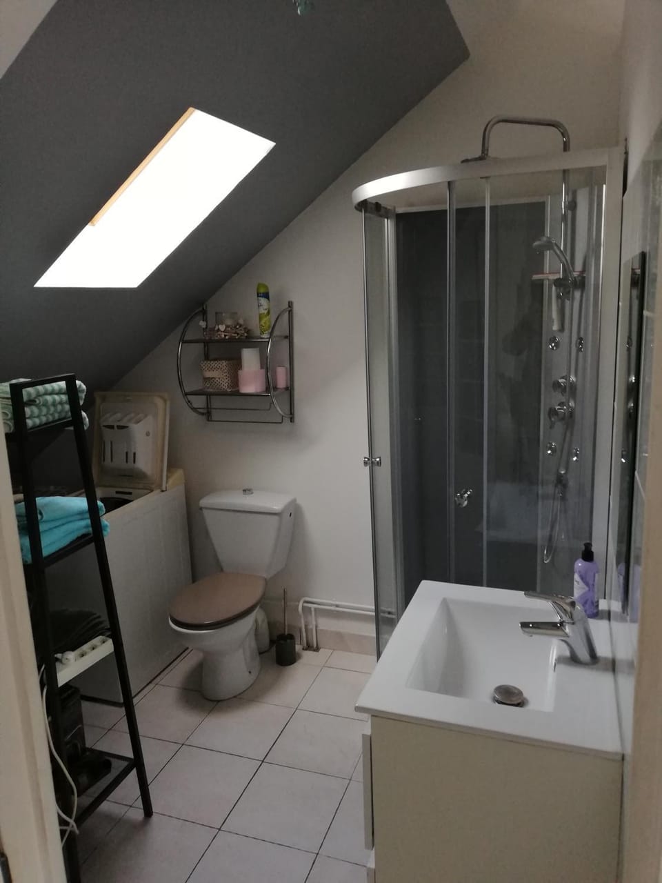 Shower, Bathroom