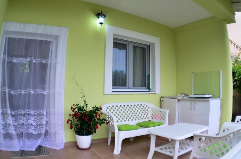 Balcony/Terrace, Balcony/Terrace