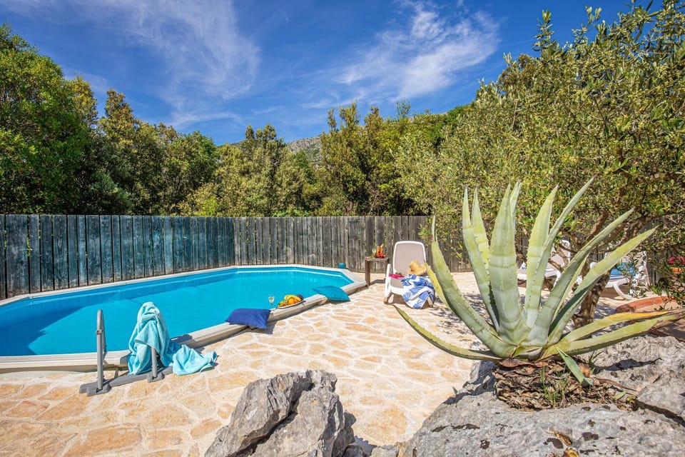 Holiday Cottage Antiq House in Dubrovnik