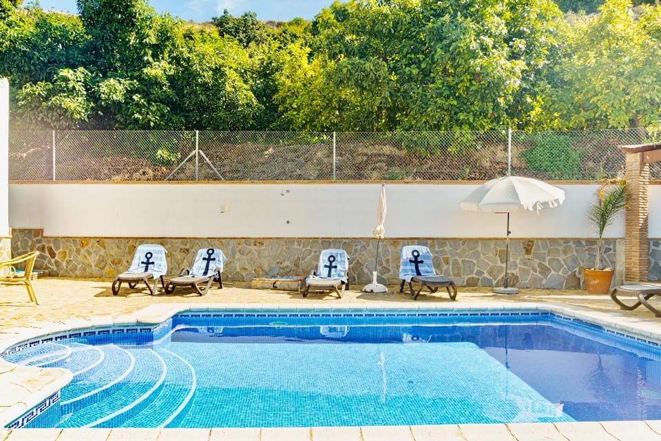 People, Swimming pool