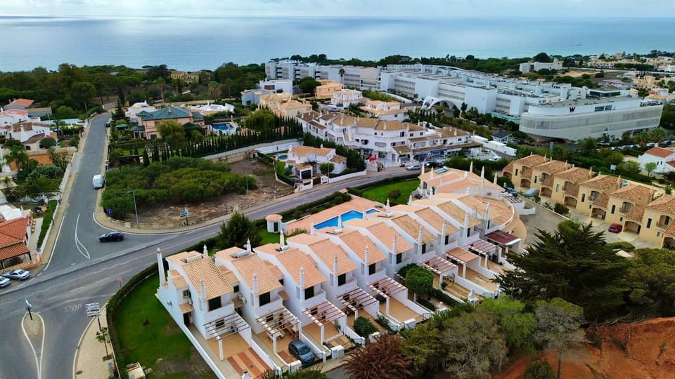 Property building, Bird's eye view
