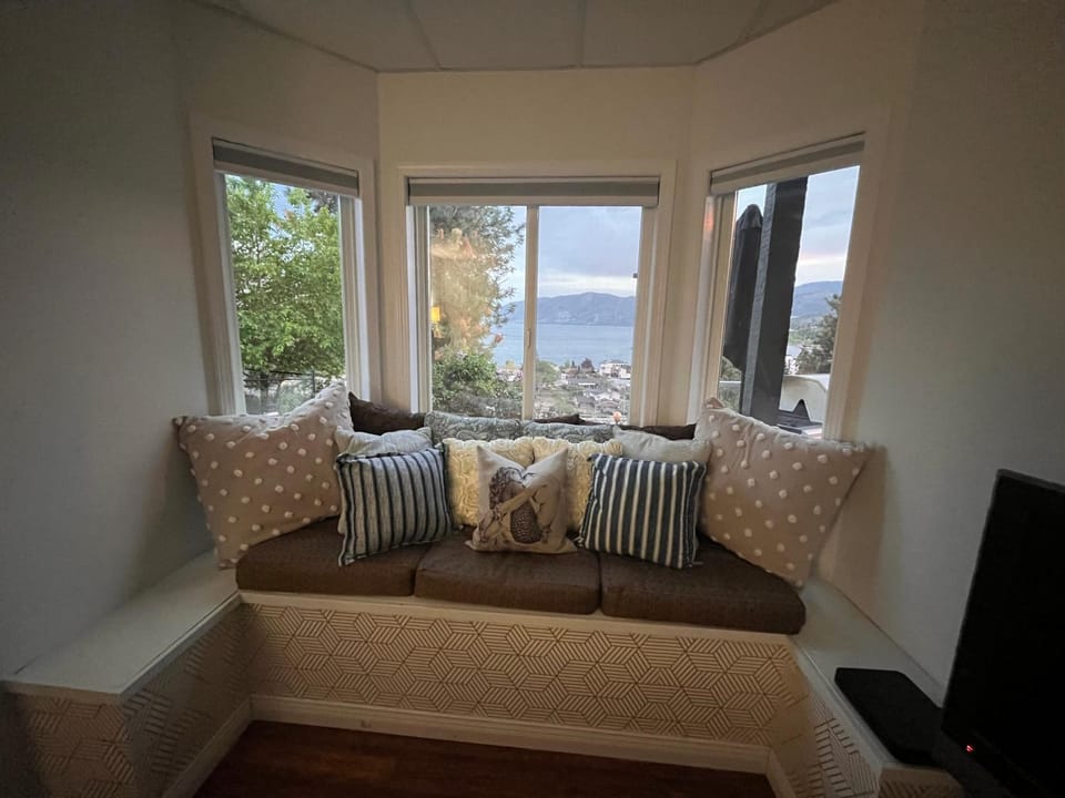 Heart of Peachland Bed and Breakfast in Peachland
