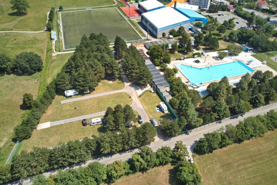 Bird's eye view, Swimming pool