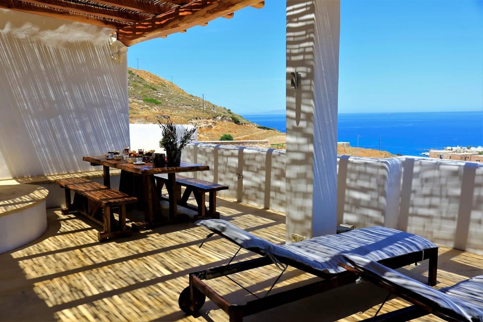 Natural landscape, Balcony/Terrace, Dining area, Sea view