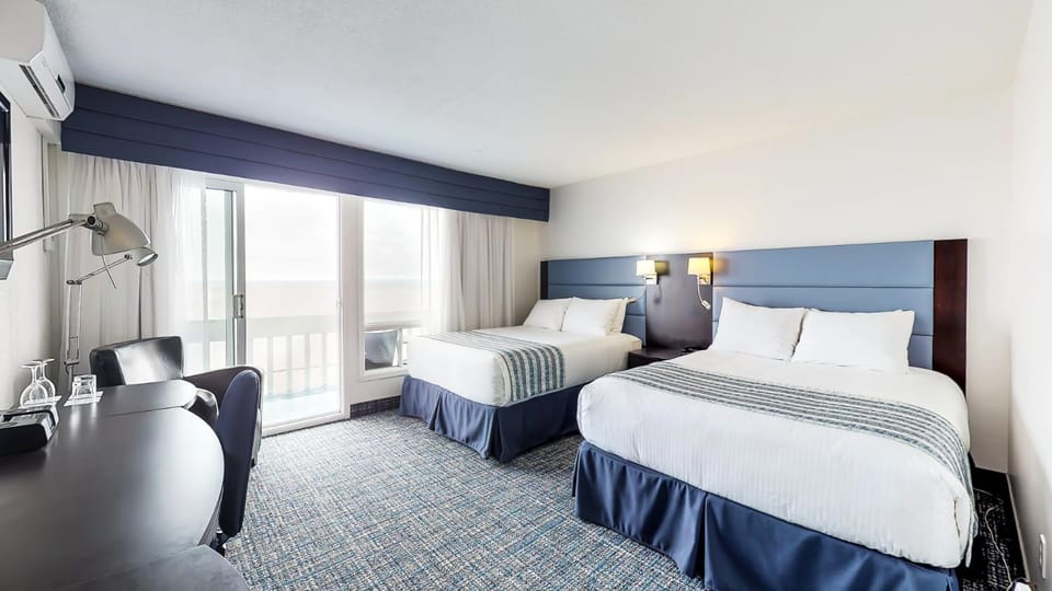 Bed, Photo of the whole room, Bedroom, Sea view, Family