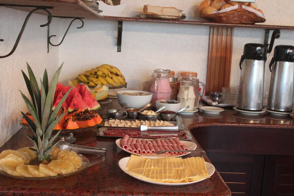 Breakfast, Buffet breakfast