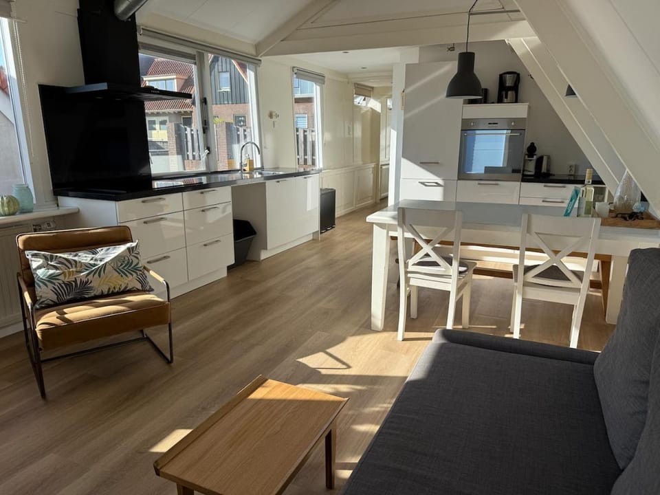 Dining area, Landmark view, Landmark view