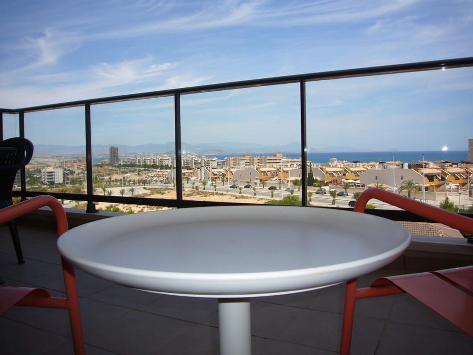 Balcony/Terrace, City view, Garden view, Landmark view, Mountain view, Pool view, Sea view, Street view