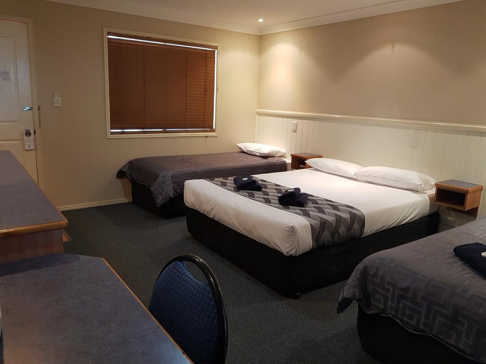 Dirranbandi Motor Inn Motel in Queensland