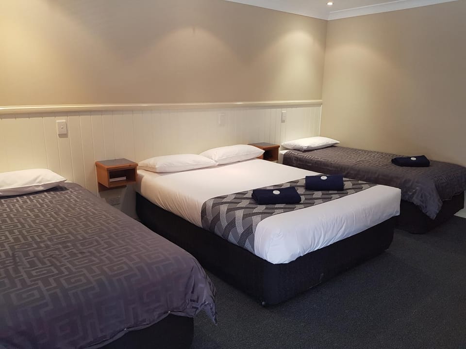 Dirranbandi Motor Inn Motel in Queensland
