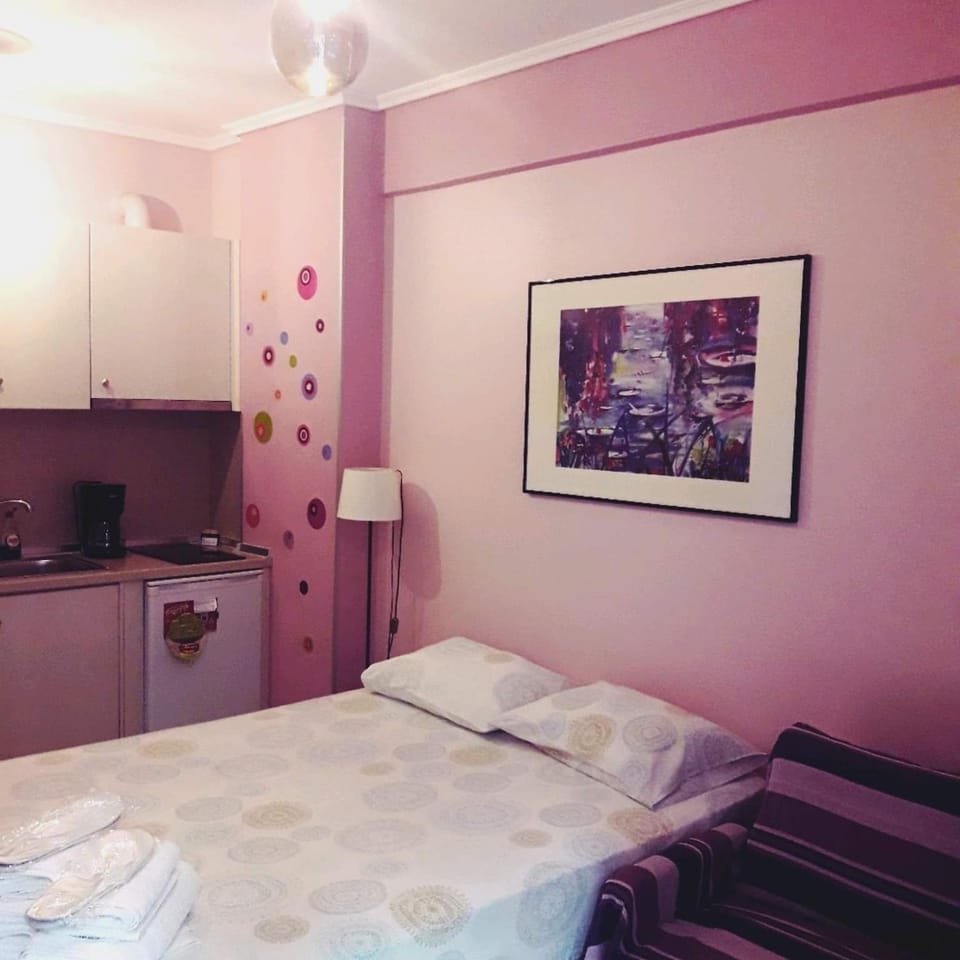 Manina Superior Studios Apartment in Thessaloniki
