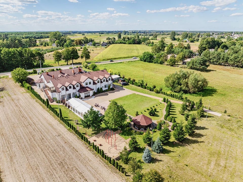 Property building, Spring, Neighbourhood, Natural landscape, Bird's eye view, Street view