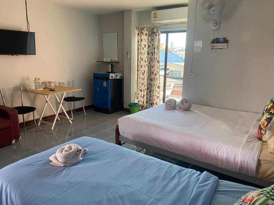 Jenny Hostel HuaHin Bed and Breakfast in Hua Hin District