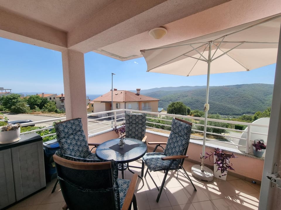 Lovely apartment Branko Rabac with balcony and parking Apartment in Istria County