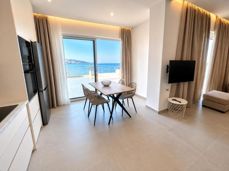 Dining area, Sea view