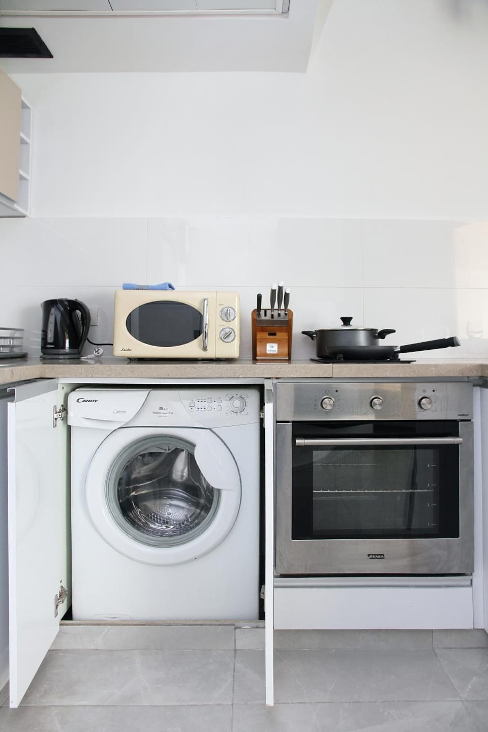 Coffee/tea facilities, Kitchen or kitchenette