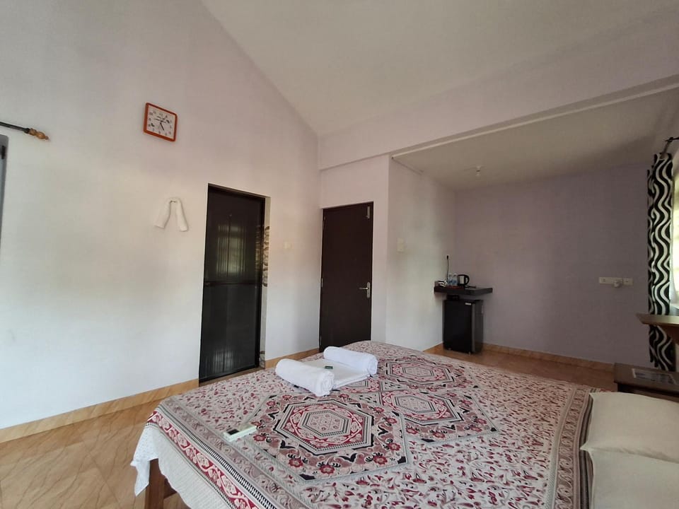 Lobo's Guesthouse Bed and Breakfast in Goa, India