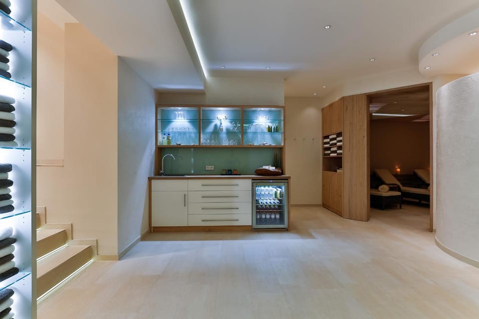 Spa and wellness centre/facilities