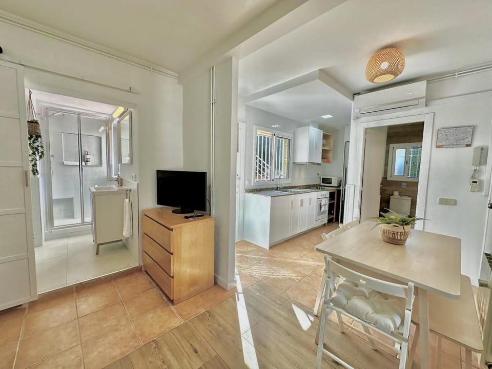 Casa independiente-Garden-Views-2 bedrooms House in Barcelona