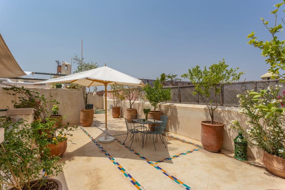 Balcony/Terrace, Internal: Not applicable to any particular room