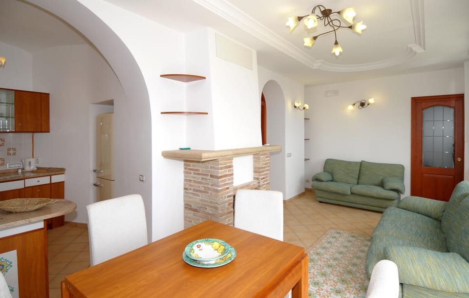 Living room, Dining area, Mountain view, Sea view