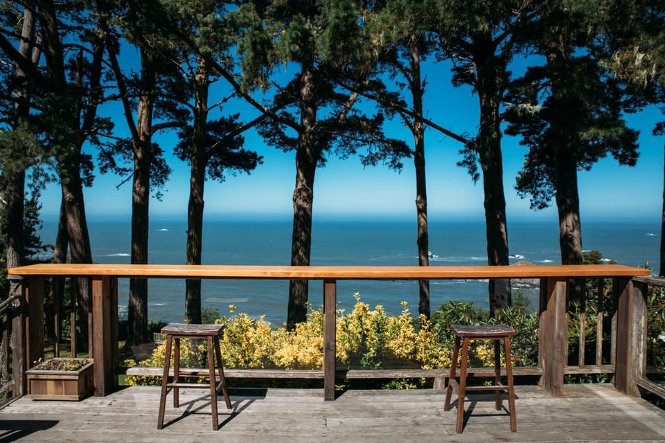 Lost Whale Inn Bed and Breakfast in Patricks Point