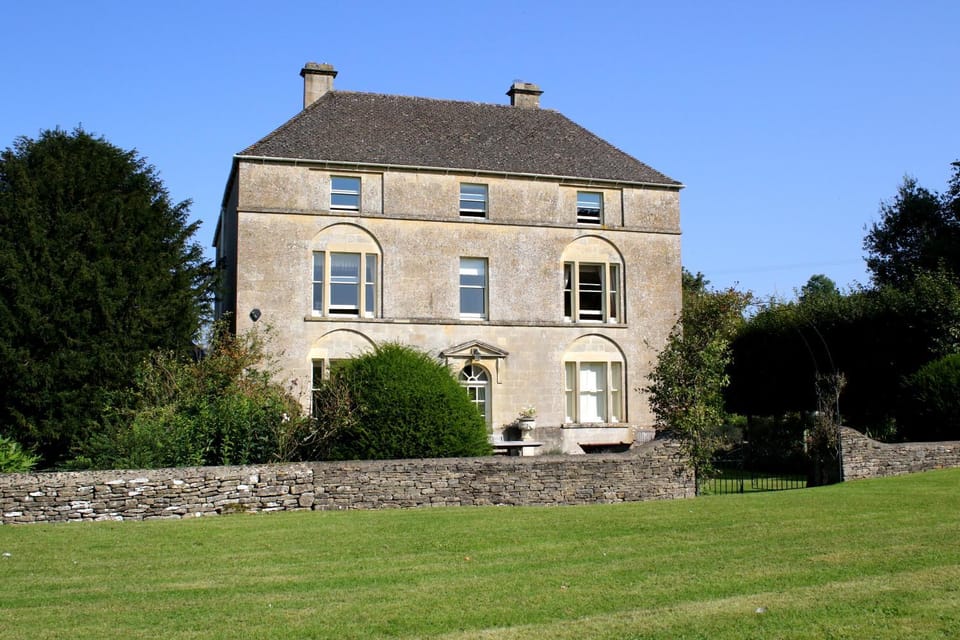 Aylworth Manor Bed and Breakfast in Cotswold District