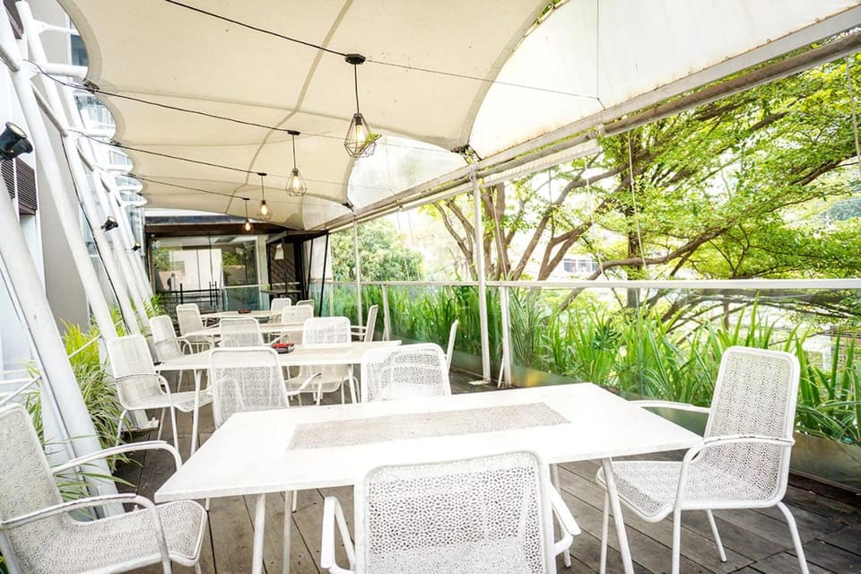 Garden, Seating area, Garden view