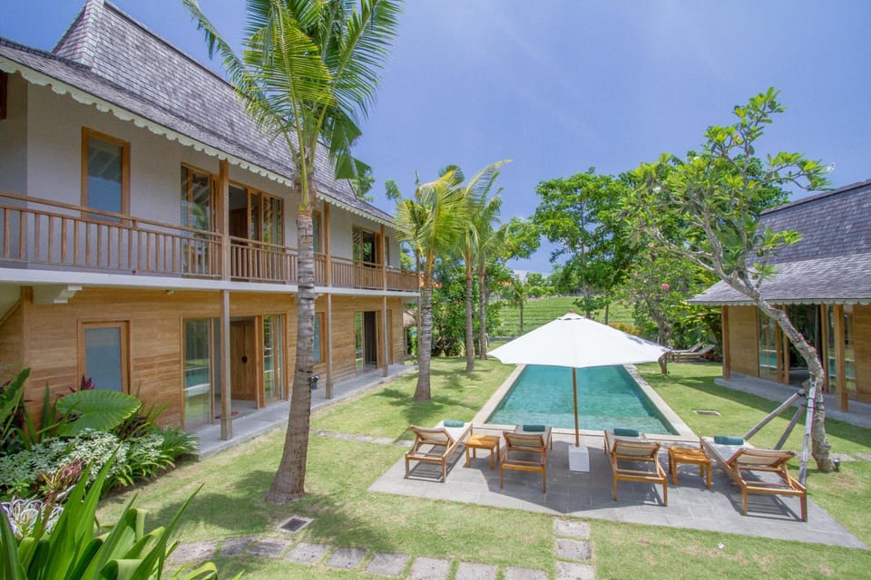 Garden, Swimming pool, sunbed