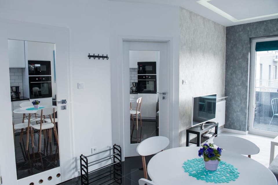 Communal lounge/ TV room, Communal kitchen