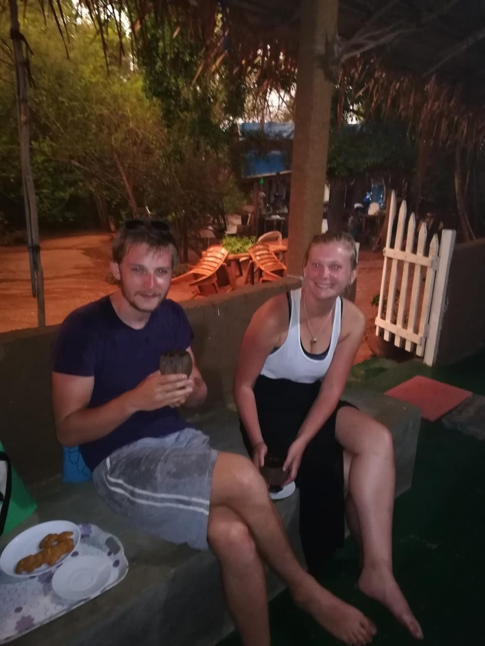 Guests, Drinks