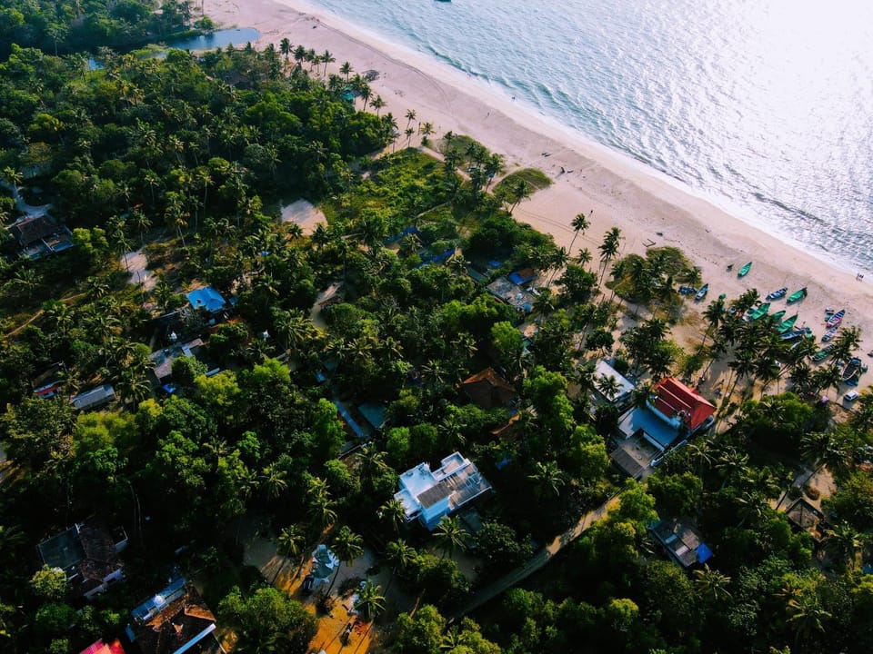 Neighbourhood, Natural landscape, Beach, Landmark view