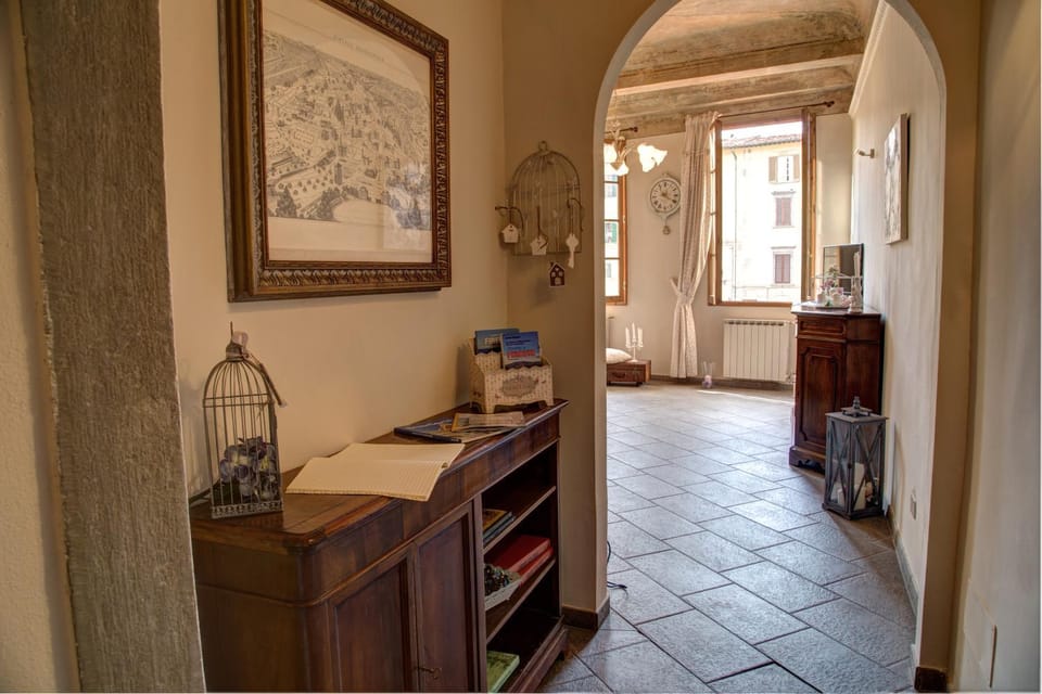 Living room, Decorative detail