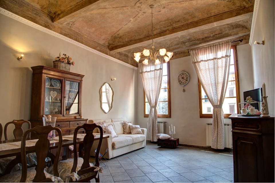 Living room, Decorative detail