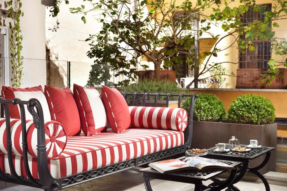 Balcony/Terrace, Food and drinks