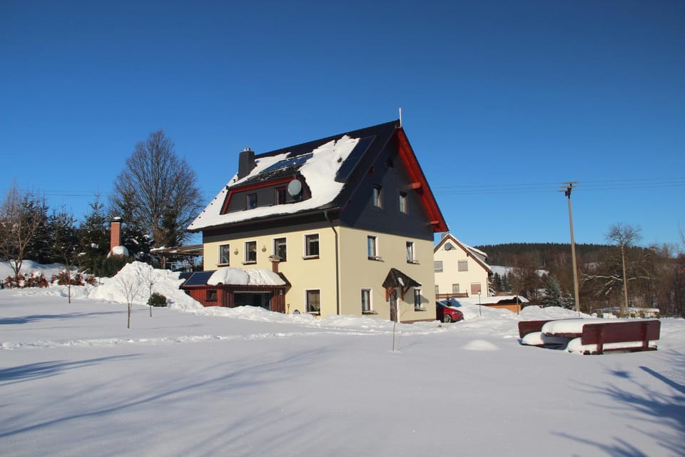 Facade/entrance, Day, Winter, View (from property/room)