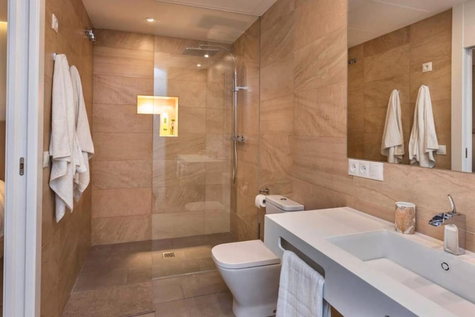 210 Puerto Banus Marbella best Front Line Sea View Apartment in Marbella