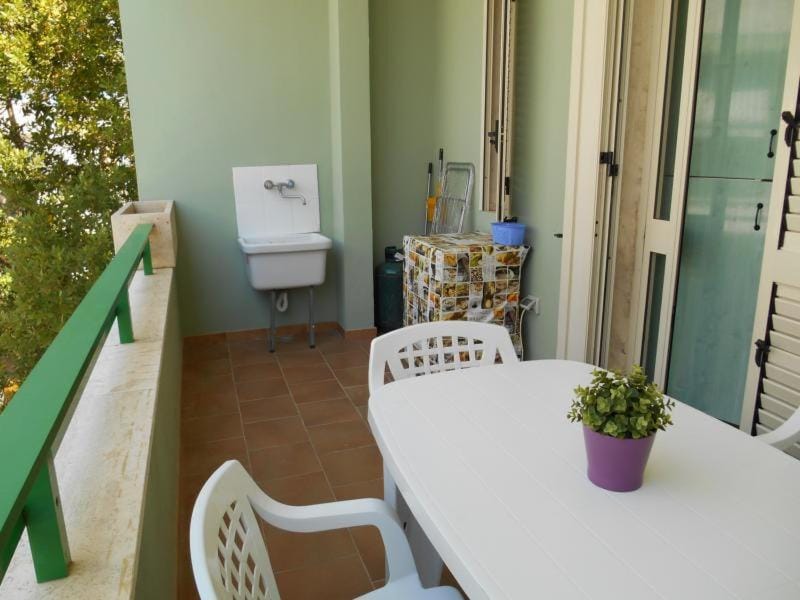 Patio, Day, View (from property/room), Balcony/Terrace