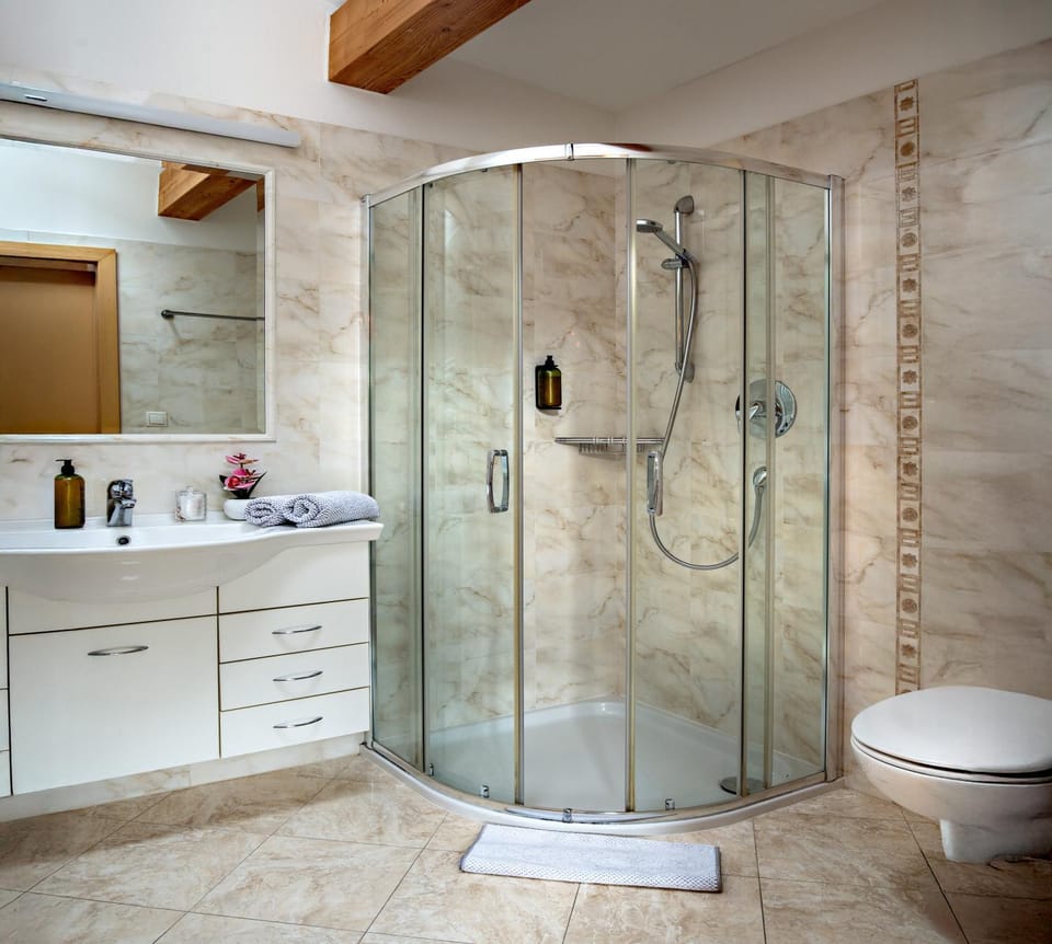 Villa David Dolomites Hotel in Sëlva