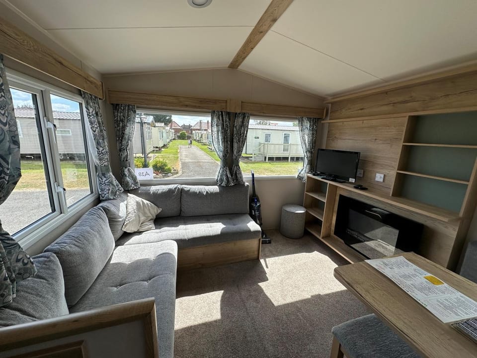 Dainville Caravan Park Campground/ 
RV Resort in Skegness