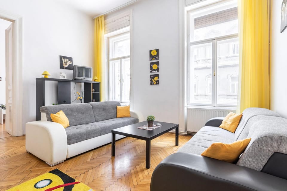 Budapest Friends & Family Stay Apartment in Budapest