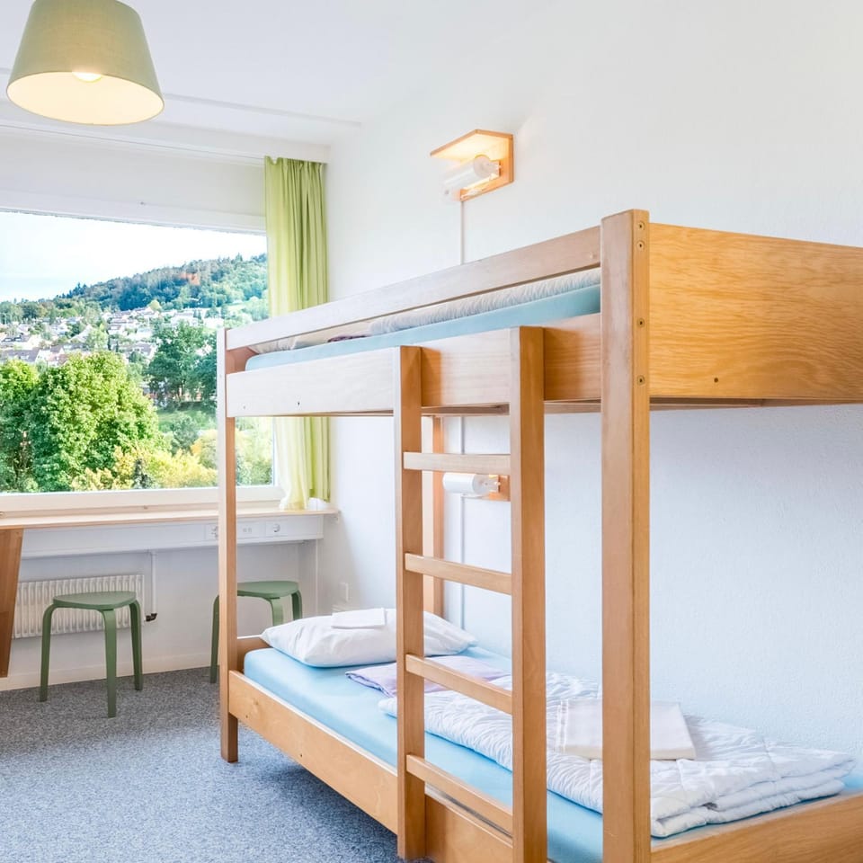 Photo of the whole room, bunk bed