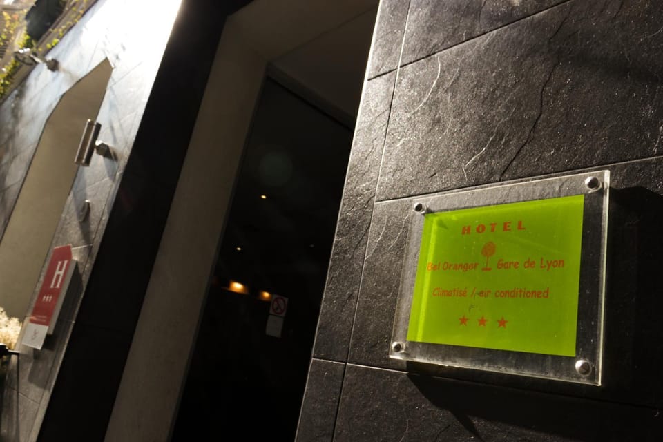 Facade/entrance, Facade/entrance, Logo/Certificate/Sign