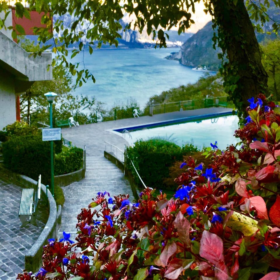 Facade/entrance, Activities, BBQ facilities, Balcony/Terrace, Swimming pool