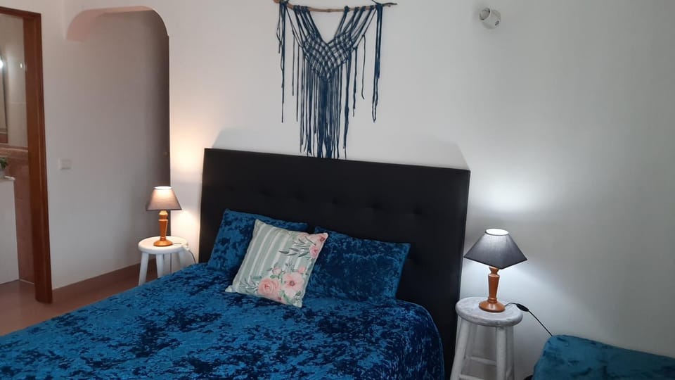 Sagres Sunny Room with private bathroom 300m from the beach Vacation rental in Sagres